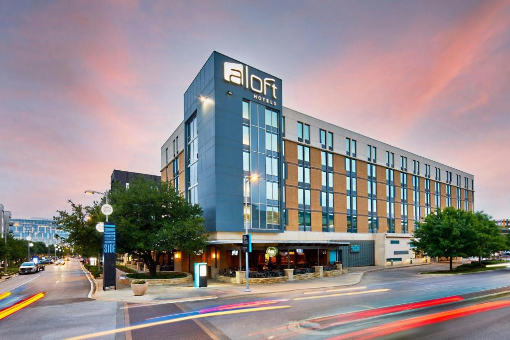 Aloft by Marriott Austin at The Domain, photo 2