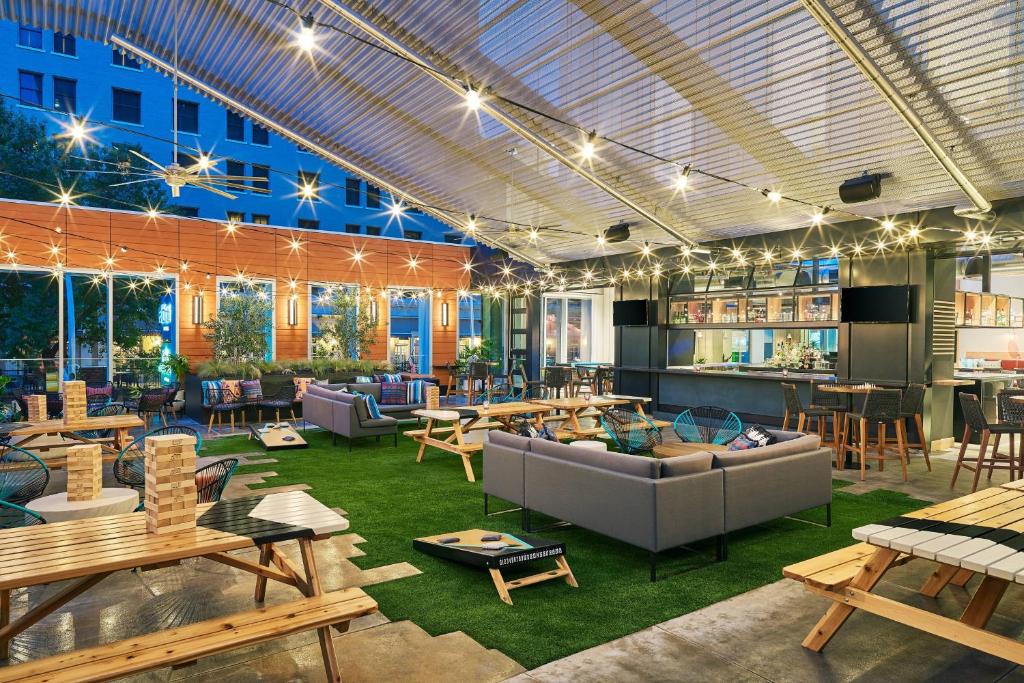 Aloft by Marriott Austin Downtown, photo 1