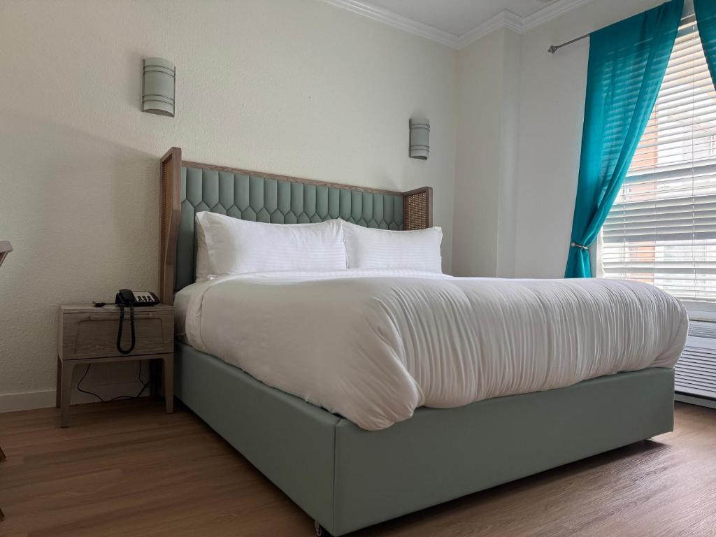 Athens Hotel & Suites, photo 2