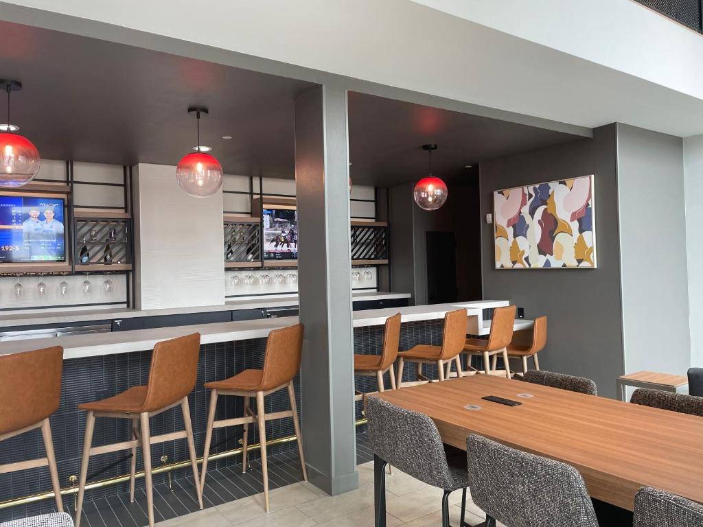 Atwell Suites Austin Airport by IHG, photo 2