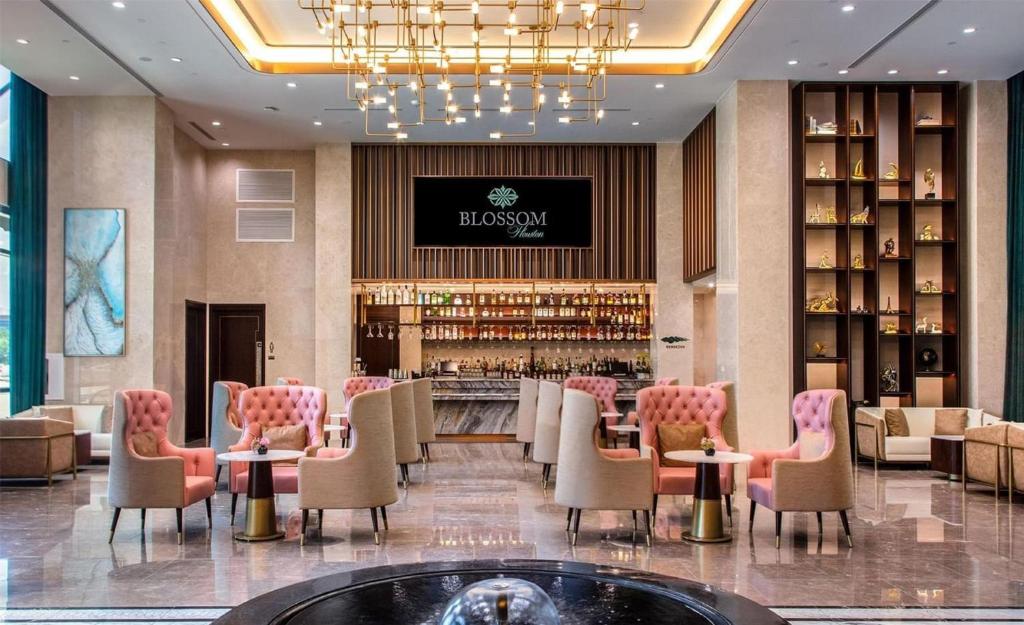 Blossom Hotel Houston, Curio Collection by Hilton, photo 4