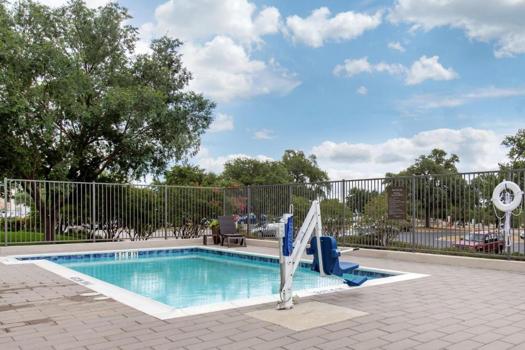 Comfort Suites - South Austin, photo 4