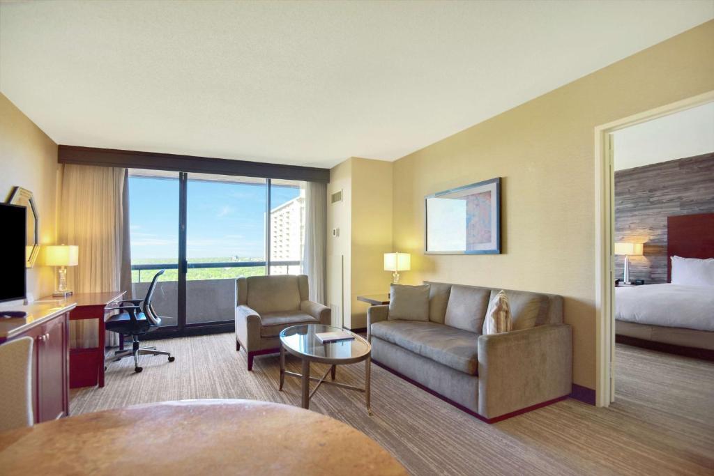 DoubleTree by Hilton Hotel & Suites Houston by the Galleria, photo 2