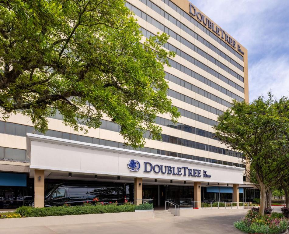 DoubleTree by Hilton Houston Medical Center Hotel & Suites, photo 1