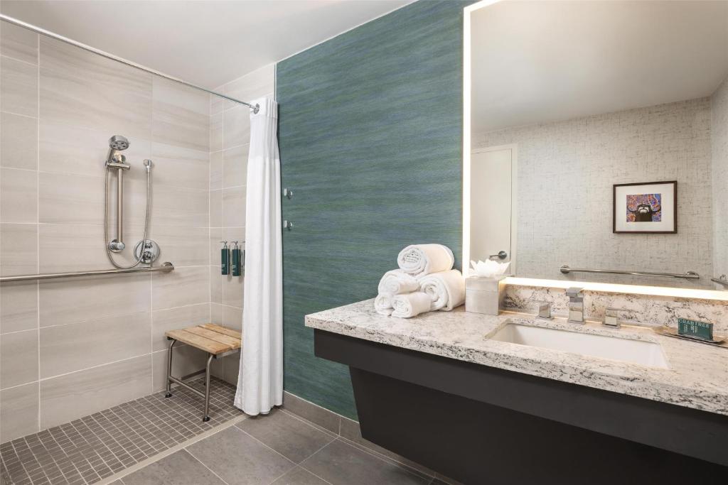 DoubleTree Suites by Hilton Austin Downtown Capitol, photo 3