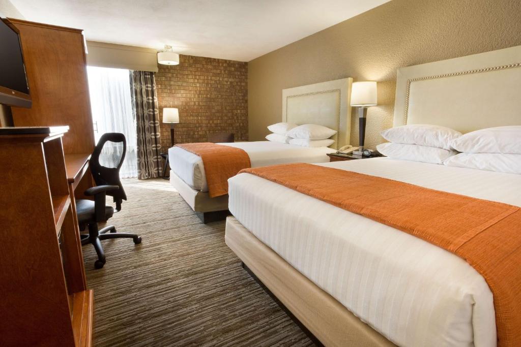 Drury Inn & Suites Austin North, photo 2