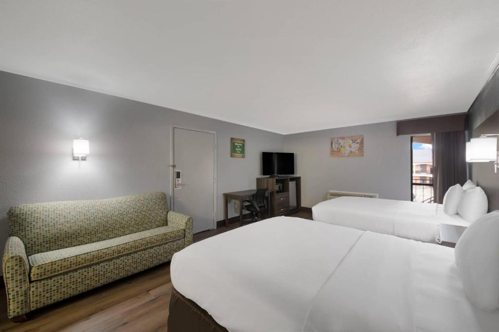 Econo Lodge Austin North near The Domain, photo 2