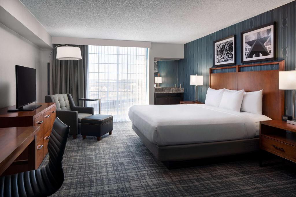 Embassy Suites by Hilton Austin Central, photo 2