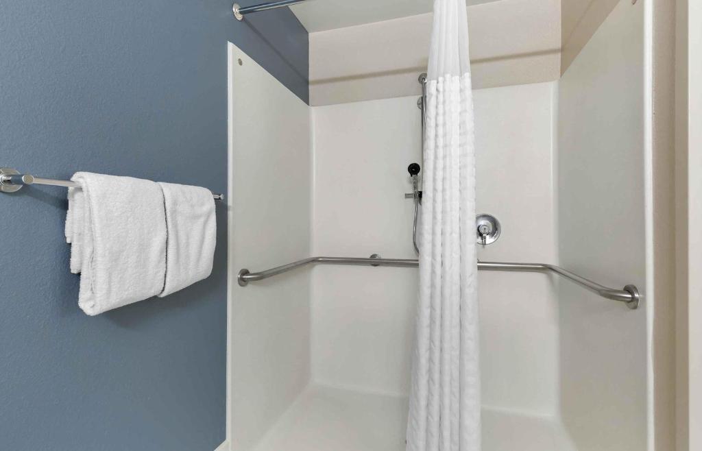 Extended Stay America Suites - Houston - Galleria, photo 3