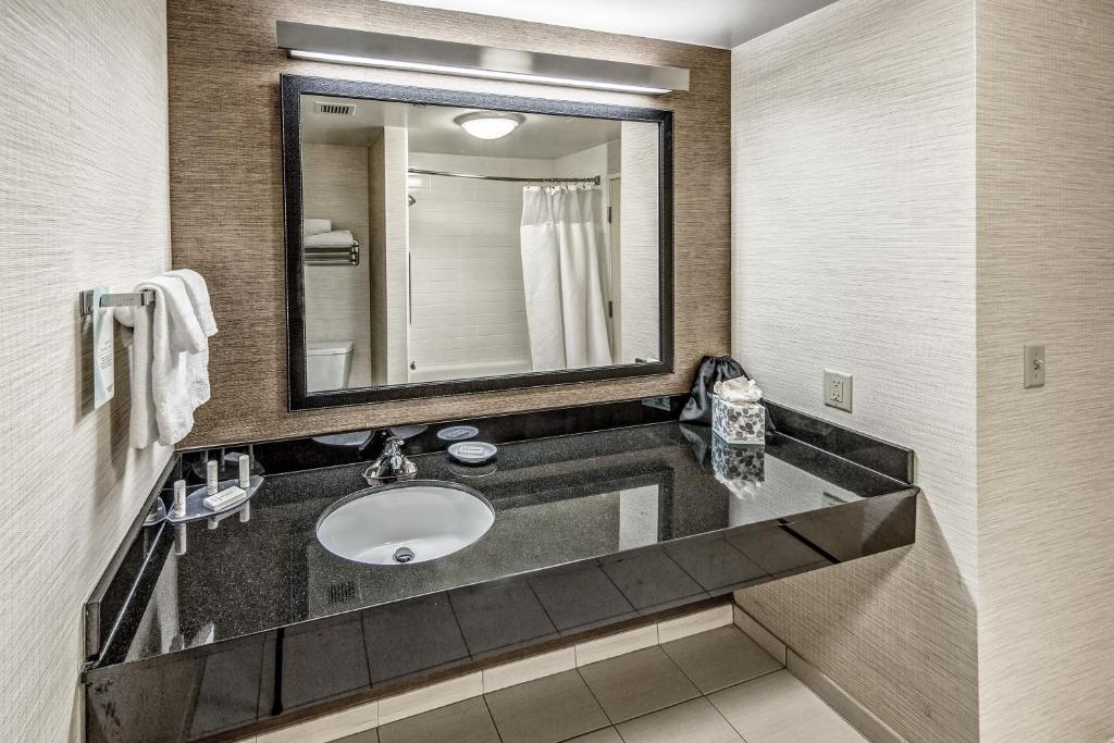 Fairfield Inn and Suites by Marriott Austin Northwest/The Domain Area, photo 3