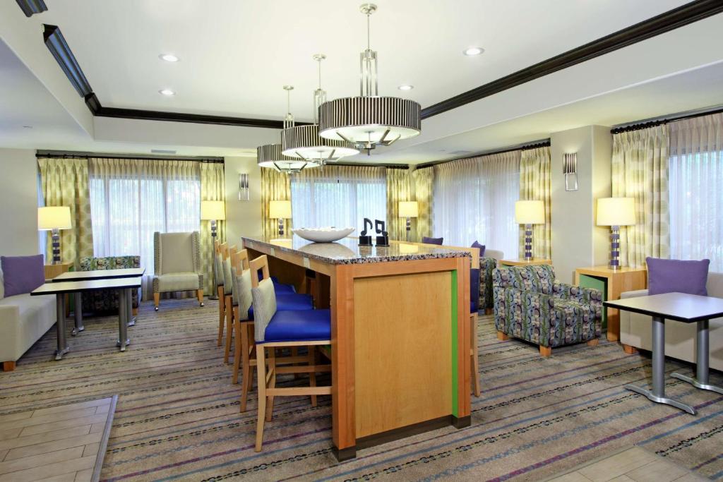 Hampton by Hilton Austin South - I-35 & Ben White, photo 2