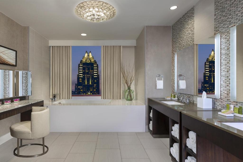 Hilton Austin, photo 3