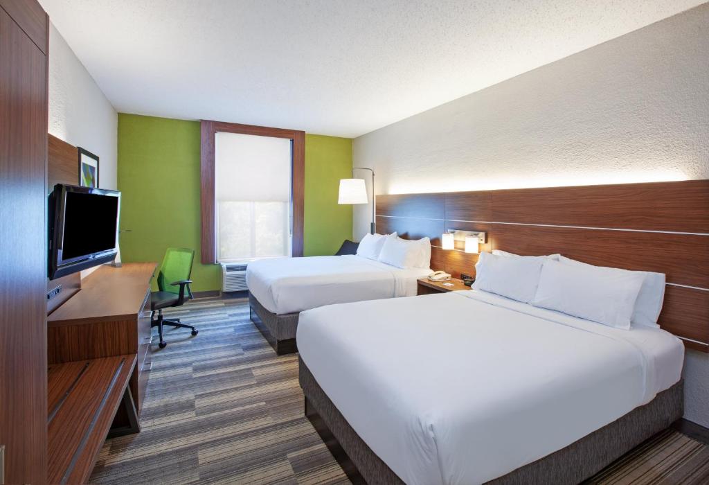 Holiday Inn Express & Suites Houston - Memorial Park Area by IHG, photo 2