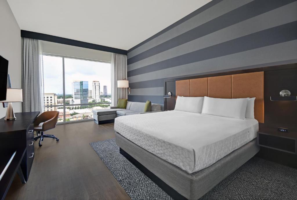 Holiday Inn Express - Houston - Galleria Area by IHG, photo 4