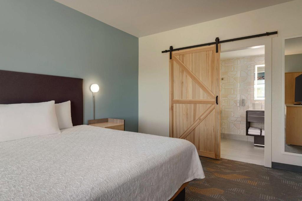 Home2 Suites by Hilton Austin North/Near the Domain, TX, photo 2