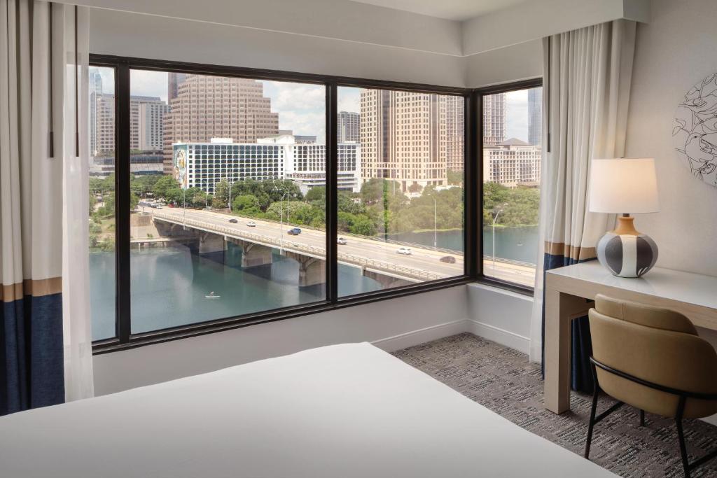 Hyatt Regency Austin, photo 2