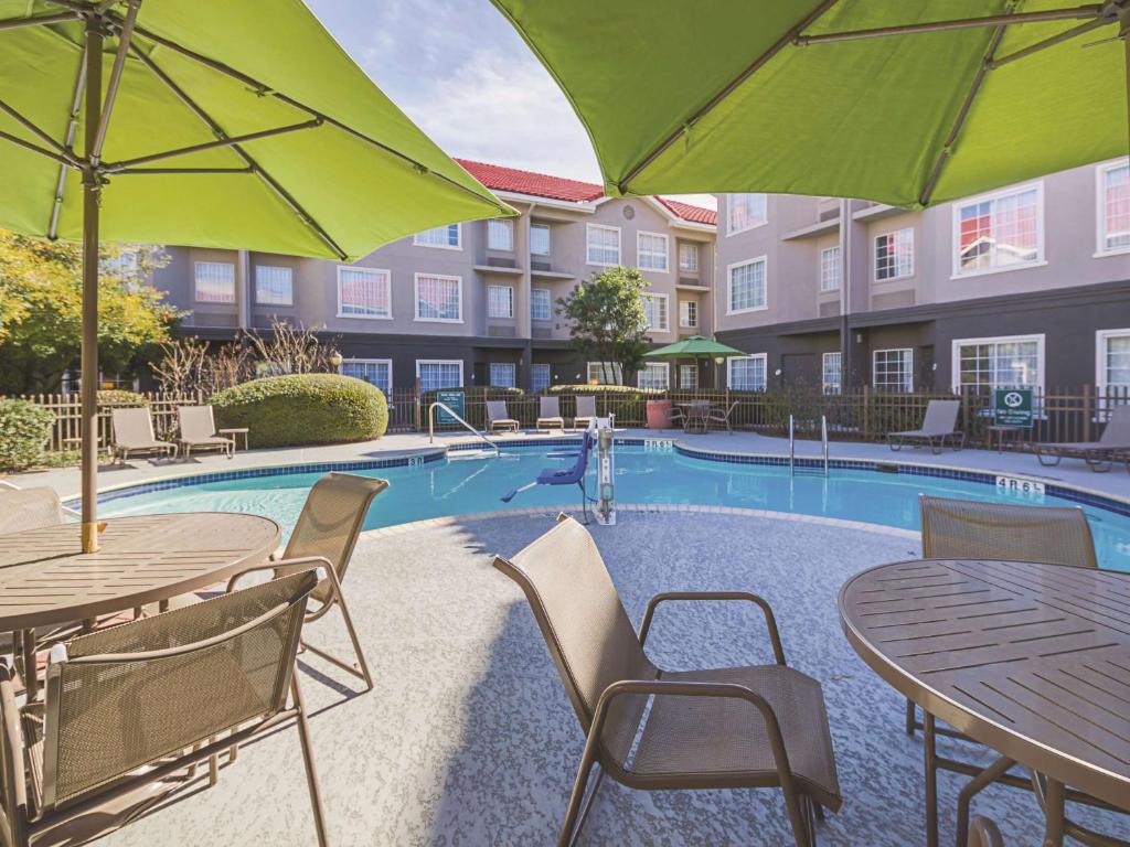 La Quinta Inn & Suites by Wyndham Austin Near The Domain, photo 4