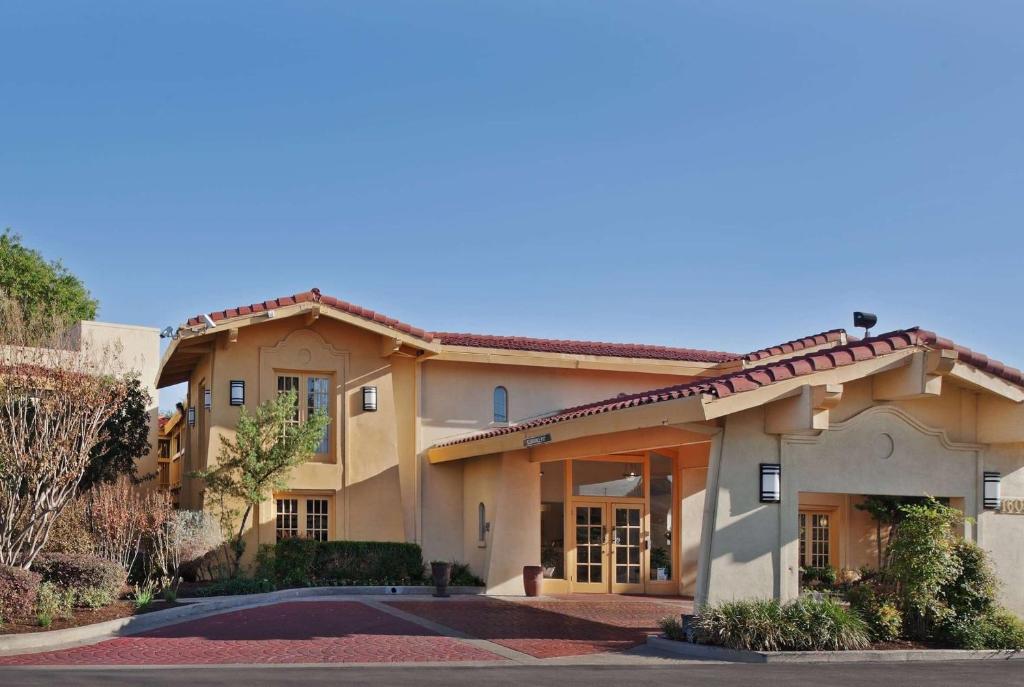 La Quinta Inn by Wyndham Austin Oltorf, photo 2