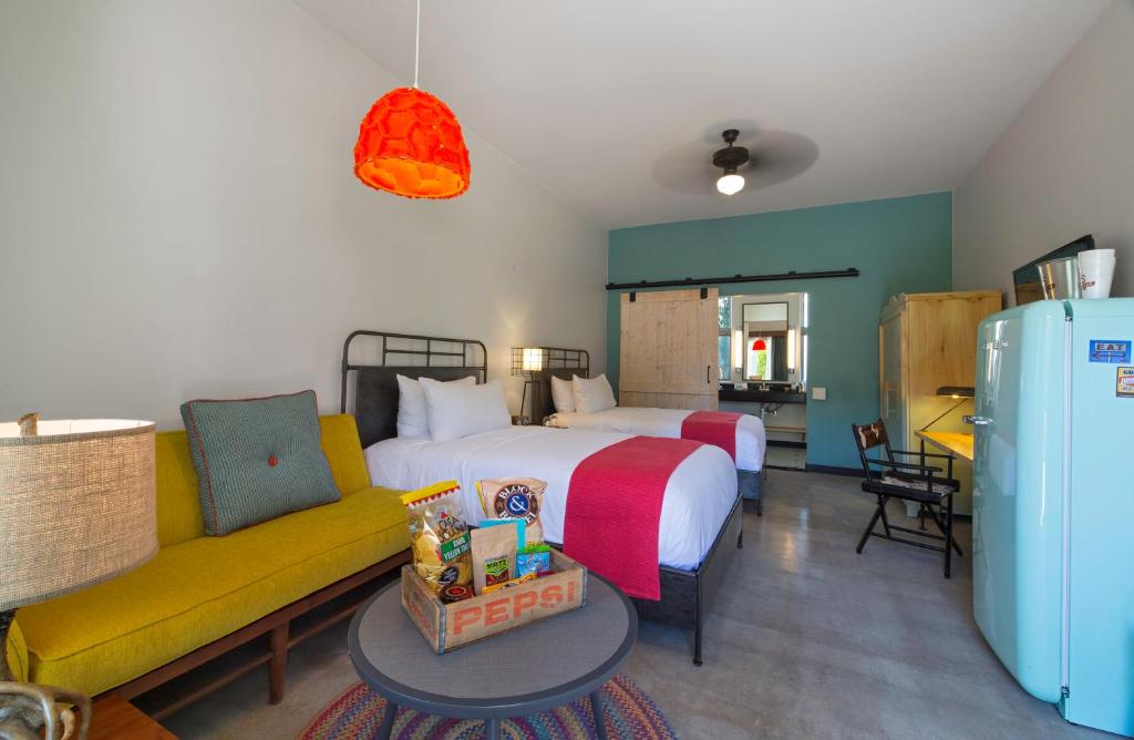 Lone Star Court, by Valencia Hotel Collection, photo 4