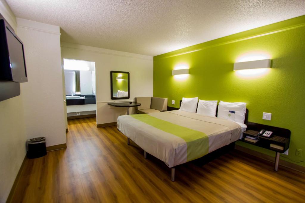 Motel 6-Austin, TX - Midtown, photo 2