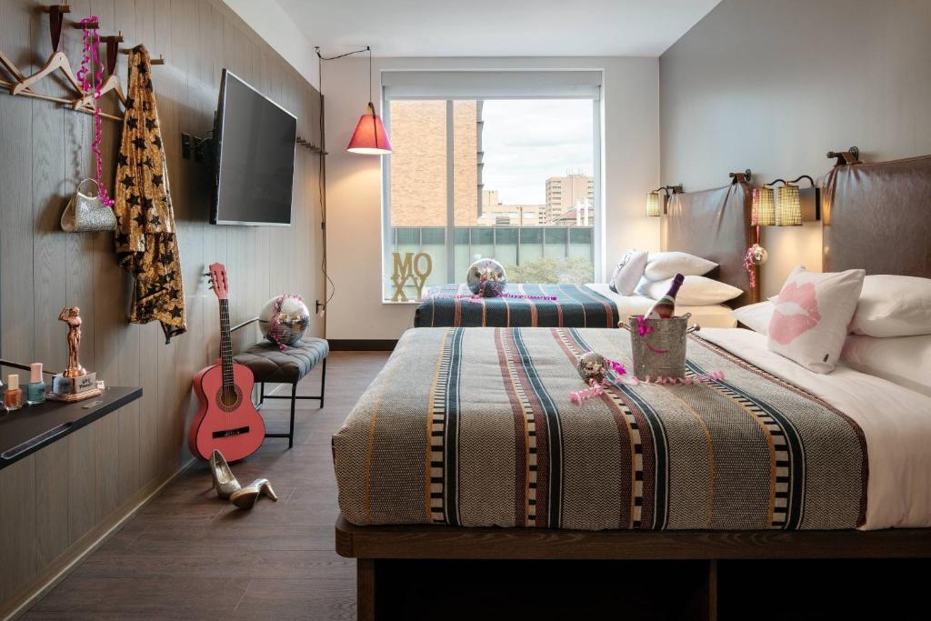 Moxy Austin - University, photo 2