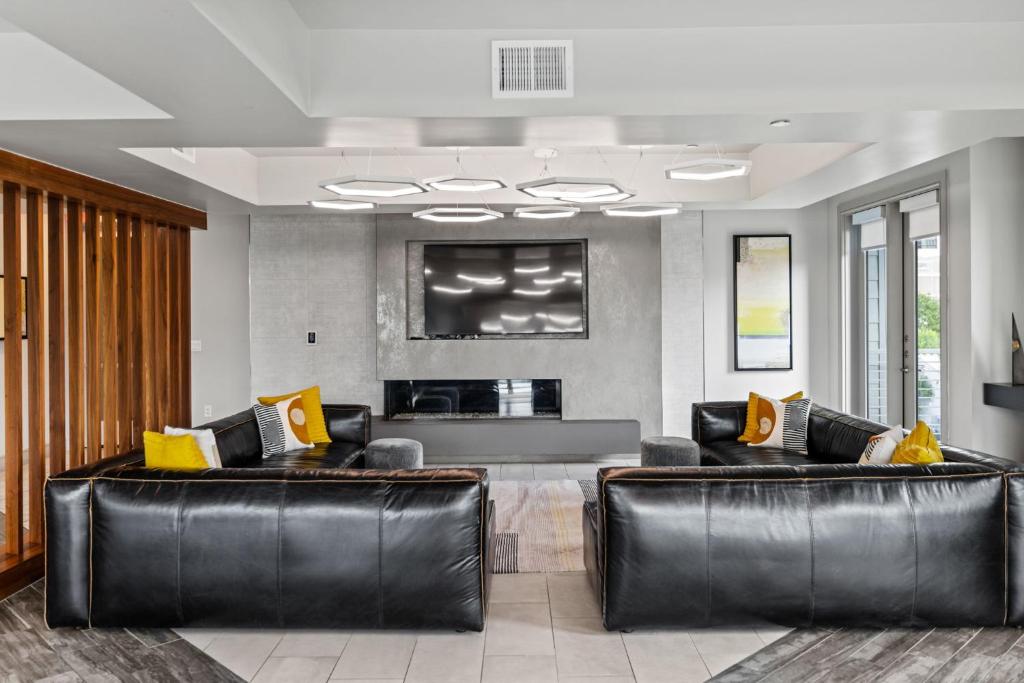 Placemakr Austin Downtown, Apartments by Hilton, photo 2