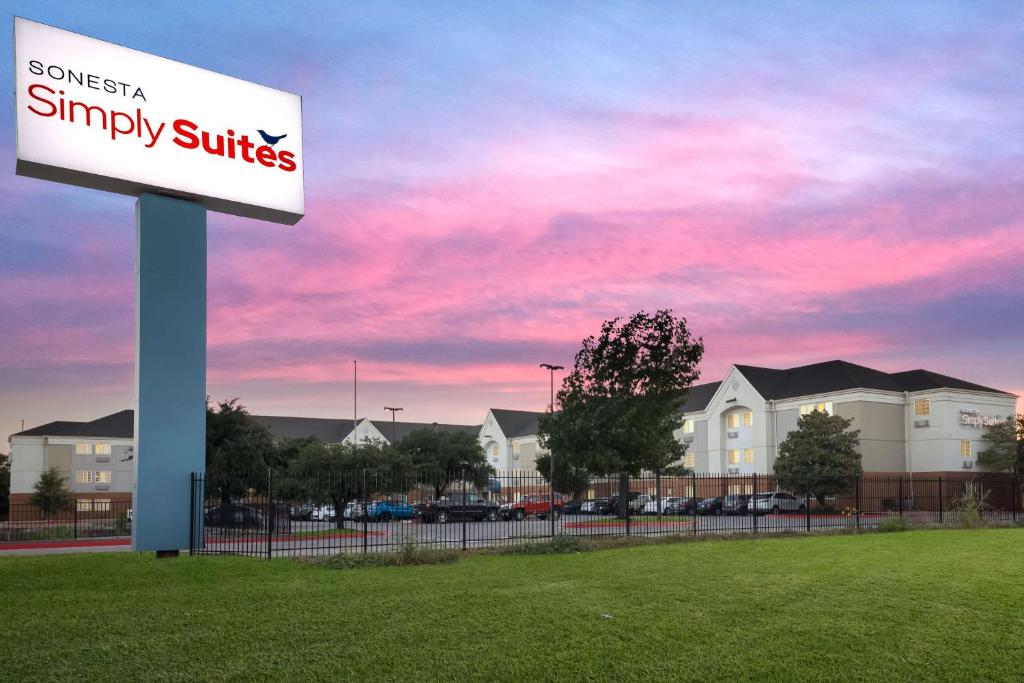 Sonesta Simply Suites Austin South, photo 1