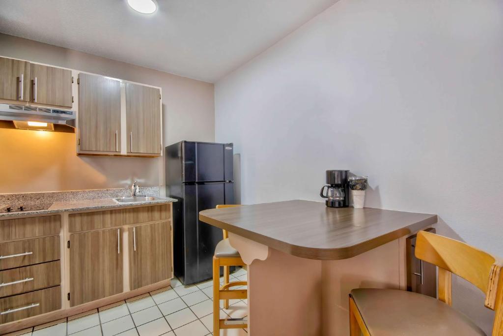 Studio 6 Extended Stay - Austin, TX - Midtown, photo 4