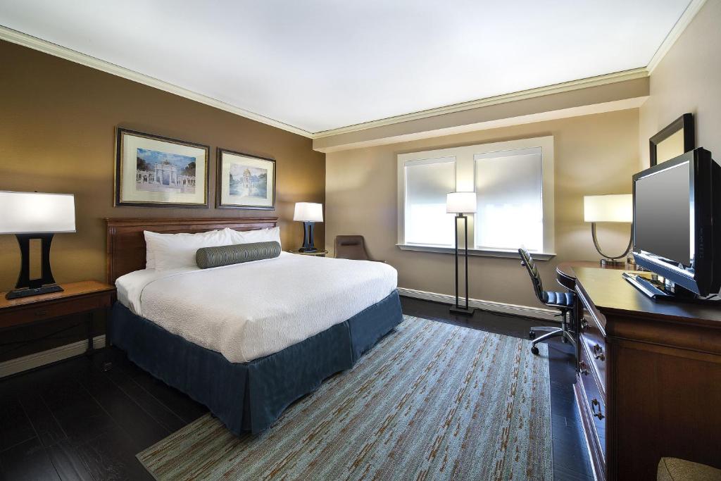 The Whitehall Houston, photo 4